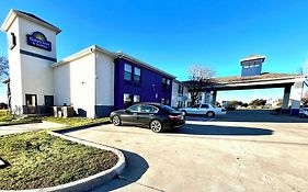 Days Inn By Wyndham Dallas Plano